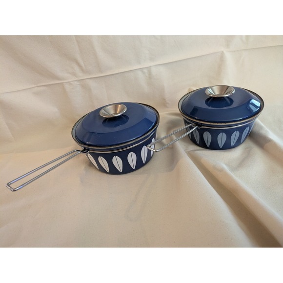 MCM Set of 2 Catherineholm Enamelware Lotus Blue Sauce Pan Lids 2 qt 3 qt - Picture 4 of 7